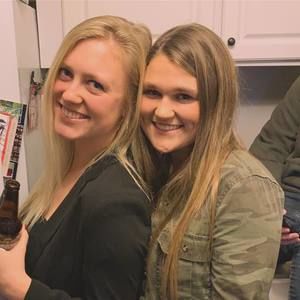 Meet your Posher, Carly